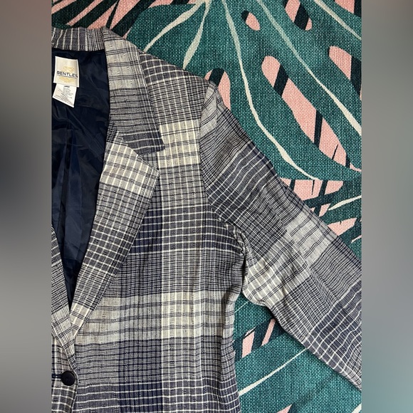 Vintage T.R. Bentley Linen Blend Single Button Plaid Navy Blazer Jacket - Picture 3 of 11